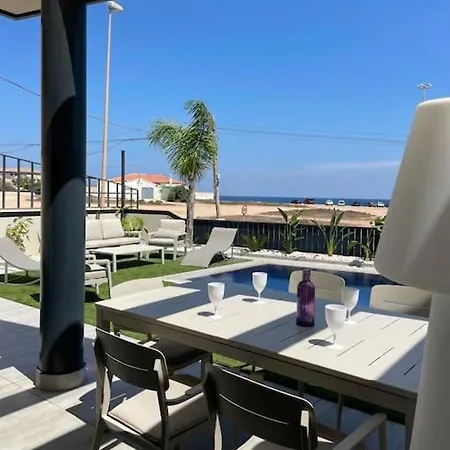 Luxury With Pool 1st Line The Sea Вилла *