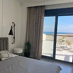 ヴィラ Luxury With Pool 1st Line The Sea