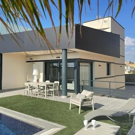 Luxury With Pool 1st Line The Sea Villa Torrevieja